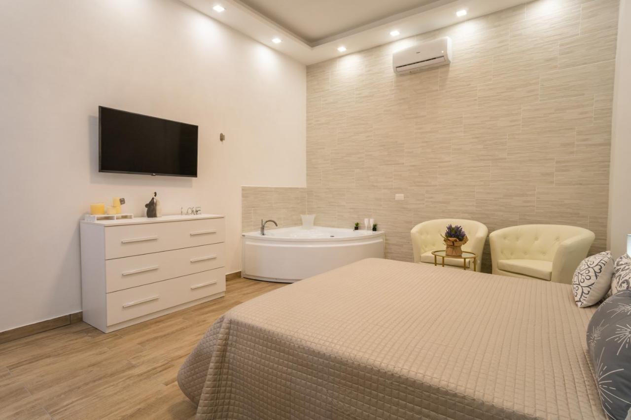 Ilioneo Apartments Neapol Zewnętrze zdjęcie